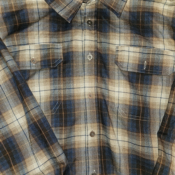 Men's button up - Picture 2 of 3